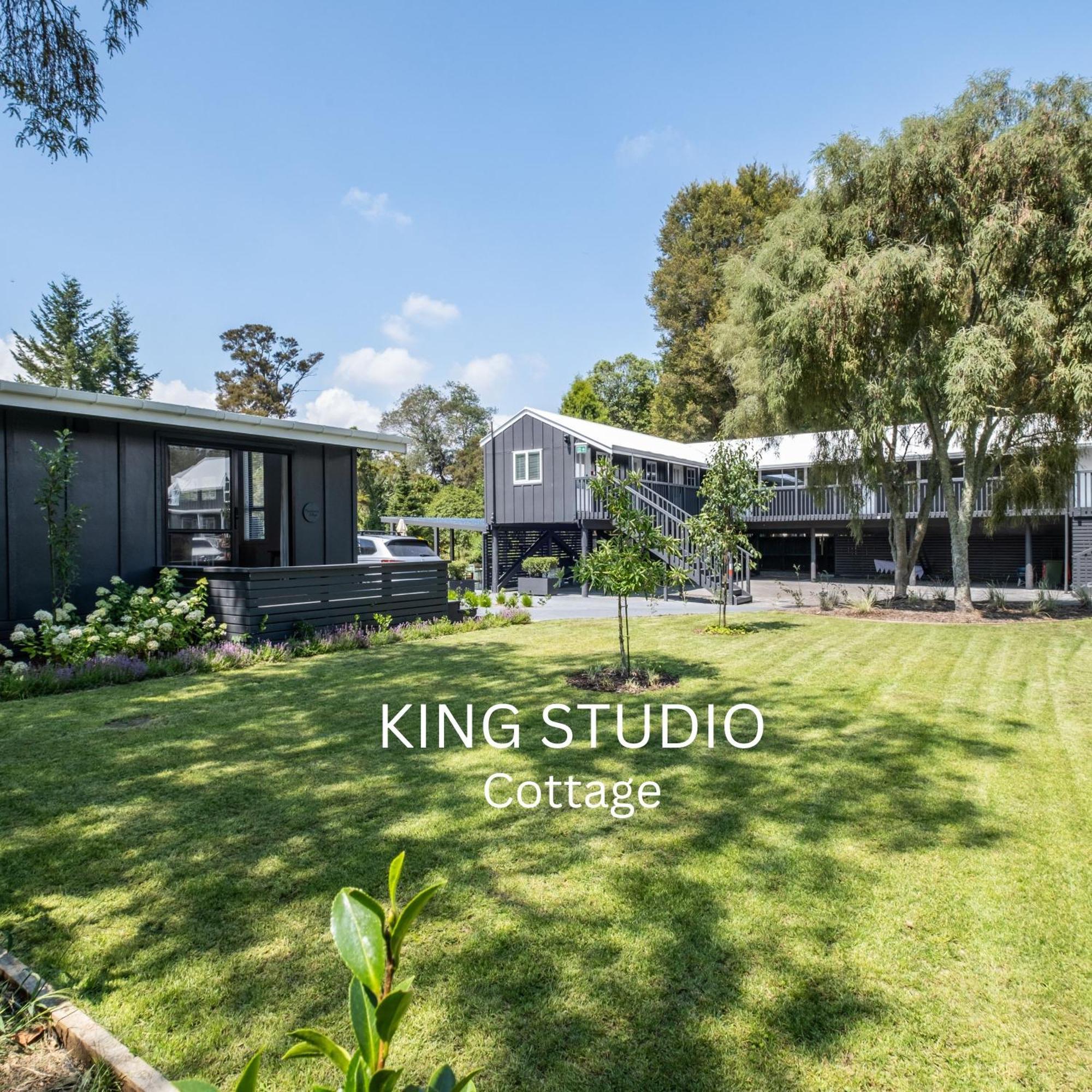 The Quarters Villa Turangi Bagian luar foto